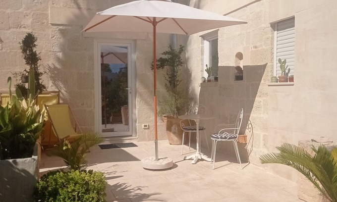 Maglie Bed & Breakfast | Historic home with a breathtaking garden in the heart of Salento