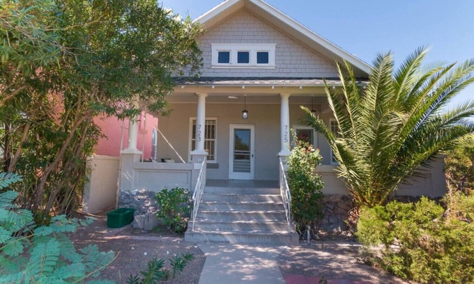 West University House | Historic Jostaad Home!