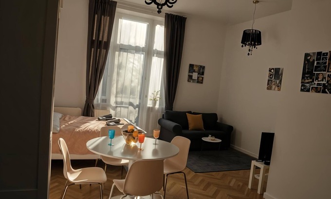 Kleparz Apartment | Historic Krakow Studio: Balcony, Kitchenette & Walk to Attractions