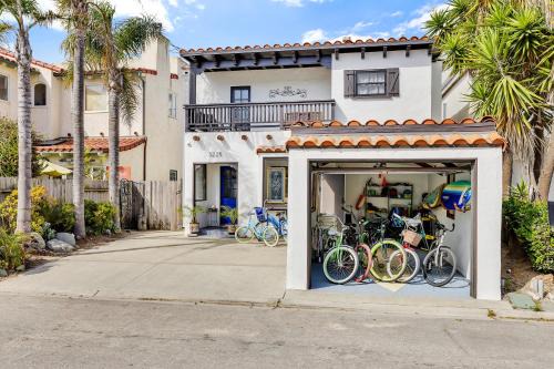 Hollywood House | Historic Spanish Home at Hollywood Beach