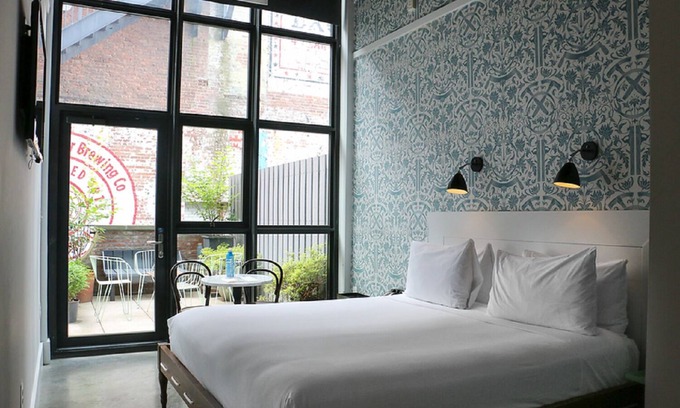 Williamsburg Hotel | Historic Williamsburg Terrace Unit Stay | Wythe Hotel