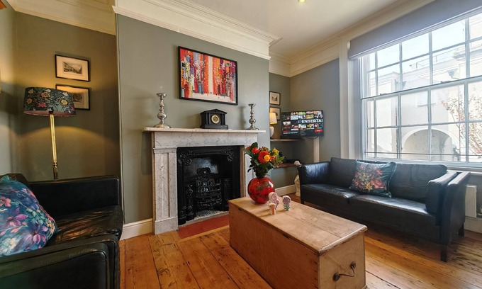 Winchester Apartment | Historic Winchester Apartment