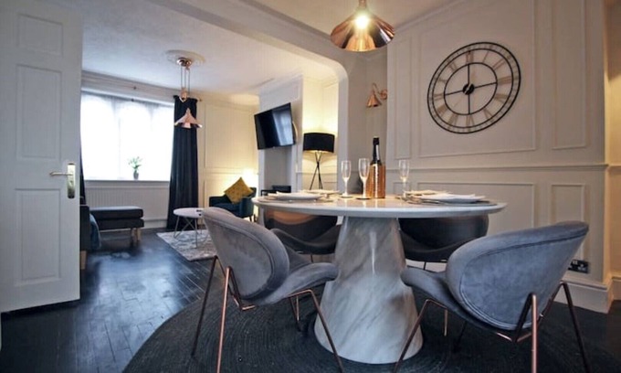 Chester House | Historical, Charming and Stylish House in the heart of Chester