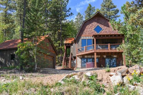 Deadwood House | Hitch`n Post - Pool Access!
