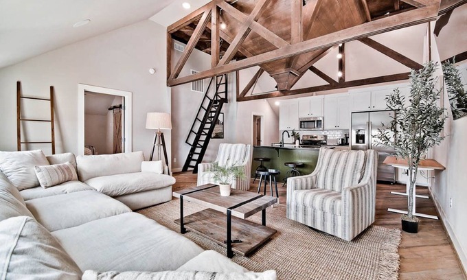 Fayetteville House | Hj's Elevator