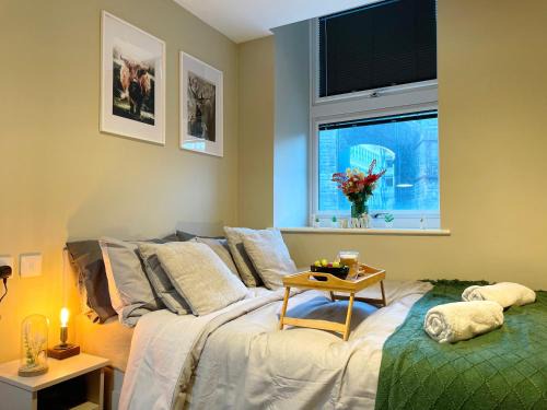 Newcastle-upon-Tyne Apartment | HNFC Stays - Corporate Central Studios + Parking