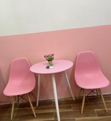 Ninh Kieu Apartment | HO GIA AN Home - Pinky Room - Phòng cho cặp đôi