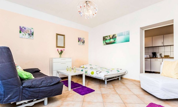 Troisdorf Apartment | HÖ01 large apartment with dryer and washing machine
