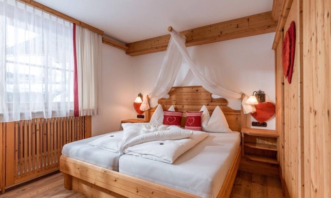 Prama Apartment | Hochzeitssuite - Wellnessresort Seiwald
