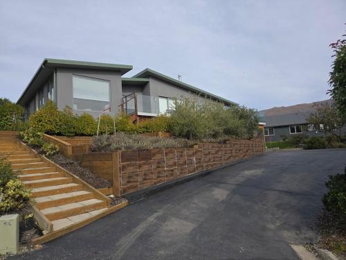 Wanaka House | Hogan Rest