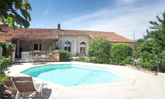 Saint-Laurent-de-la-Salle House | Holiday Home 'Logis La Tour - Gîte Orangerie' with Private Pool, Private Terrace and Wi-Fi