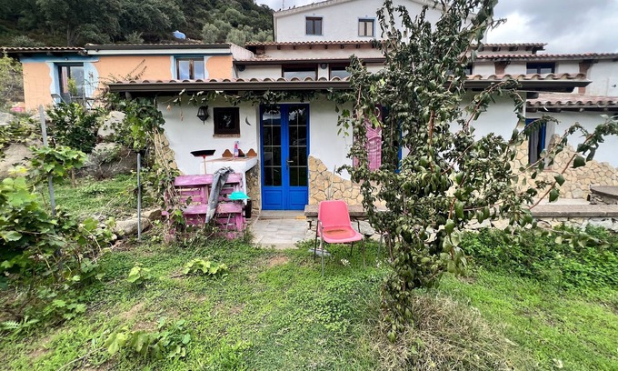 Arbus House | Holiday accommodation "Le mille e una notte" with mountain view, terrace & shared garden