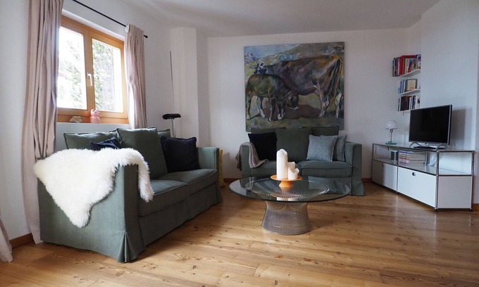 La Punt-Chamues-ch Apartment | Holiday apartment La Punt-Chamues-ch for 1 - 4 persons with 2 bedrooms - Holiday apartment in one or