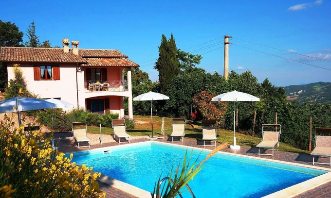 Acqualagna Apartment | Holiday apartment Acqualagna for 1 - 8 persons with 3 bedrooms - Twin house
