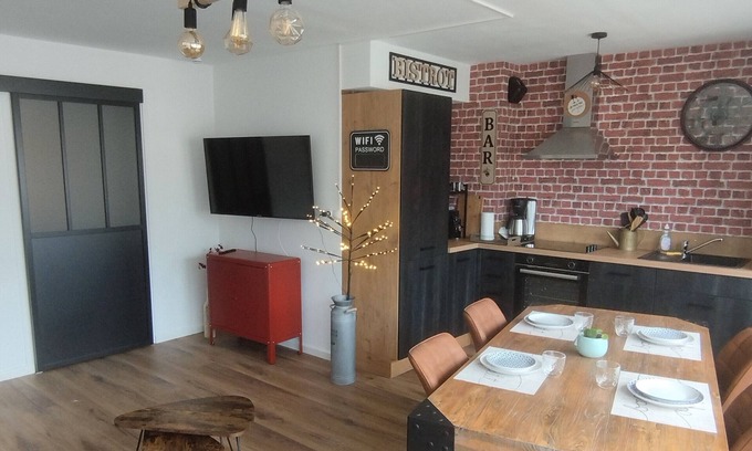 Paimpol Apartment | Holiday Apartment 'Beautiful Apartment in Paimpol' with Wi-Fi