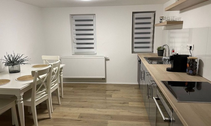 Thungen Apartment | Holiday Apartment 'By B' with Private Terrace and Wi-Fi