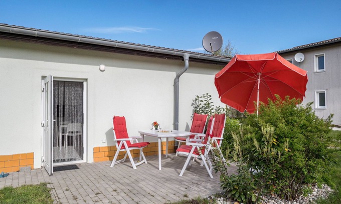 Dierhagen Ost Apartment | Holiday Apartment "Strandnaher Bungalow" with Private Terrace & Wi-Fi