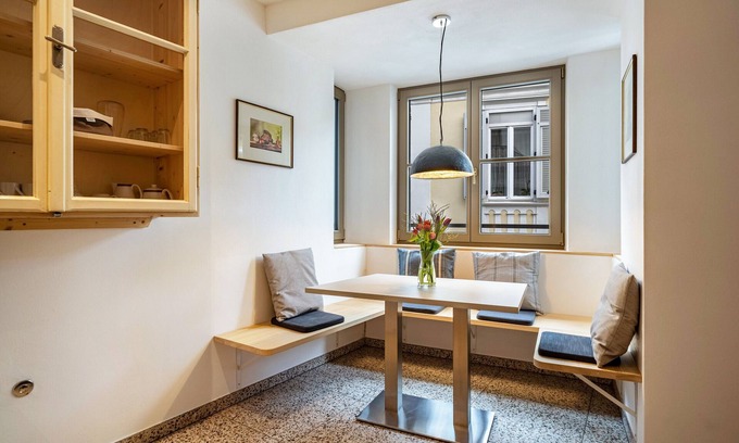 Merano Apartment | Holiday Apartment "Domus Faber 2b" with Mountain View, Balcony & Wi-Fi
