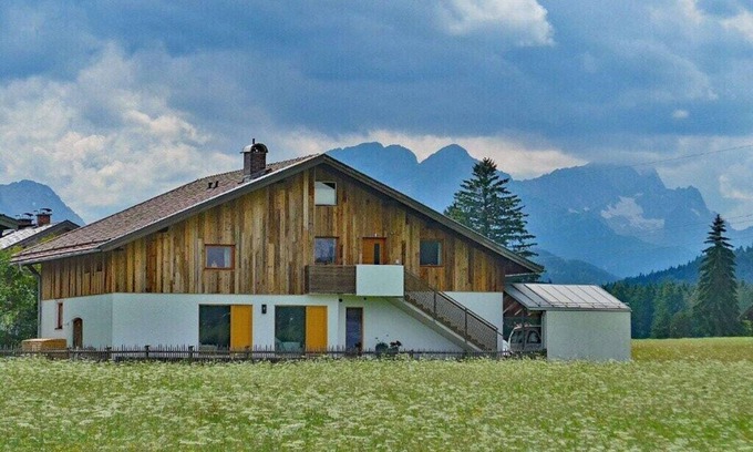 Kruen House | Holiday apartment in Krün with swimming pool