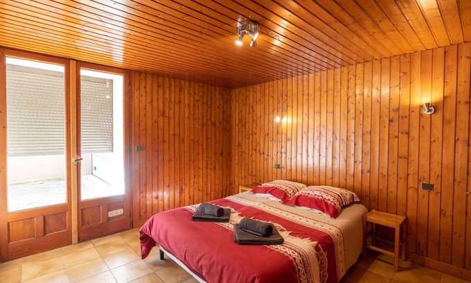Sallanches Apartment | Holiday Apartment 'Le Daguet' with Mountain View, Terrace & Wi-Fi