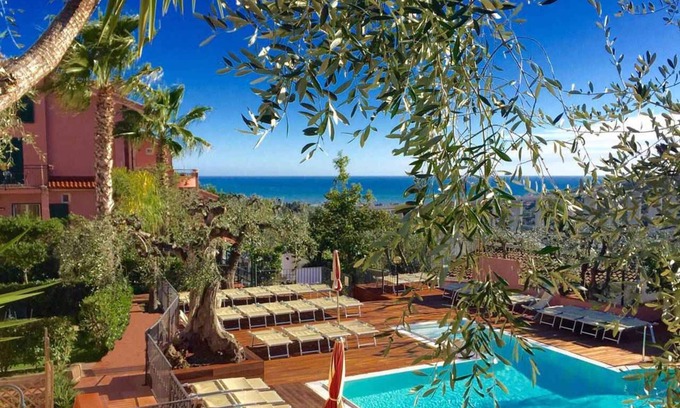 Loano Apartment | Holiday apartment mit Klimaanlage und Pool
