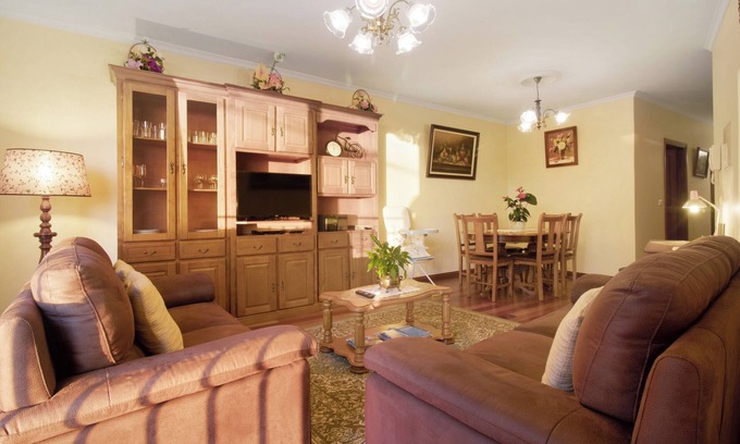 Santa Maria Maior Apartment | Holiday Apartment "Palheiro Residence Familiar 1" with Sea View, Balconies & Wi-Fi