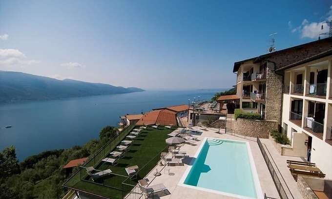 Oldesio Apartment | Holiday apartment Tignale for 1 - 4 persons with 1 bedroom - Holiday apartment