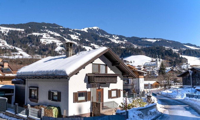 Hopfgarten im Brixental House | Holiday home with garden not far from the ski lift
