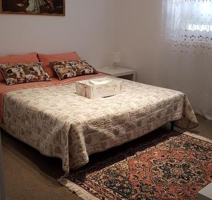 Municipio 2 House | Holiday B&B 1984