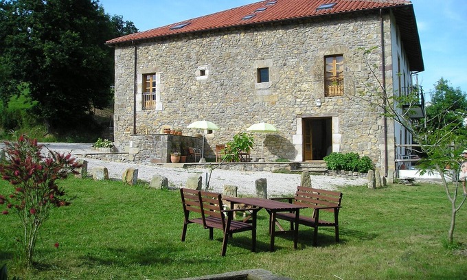 El Corral Apartment | Holiday cottages in the countryside just 10 minutes from Cabarceno