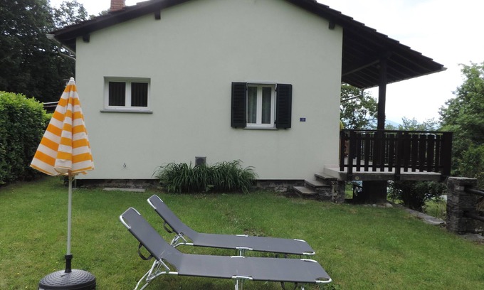 Brione sopra Minusio House | Holiday house with big garden, Resa Valley, Locarno