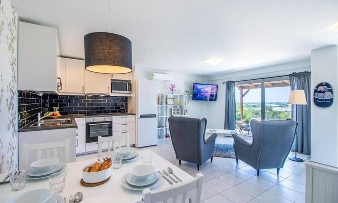 Santa Barbara de Nexe House | Holiday house Santa Bárbara de Nexe for 1 - 10 persons with 4 bedrooms - Holiday home