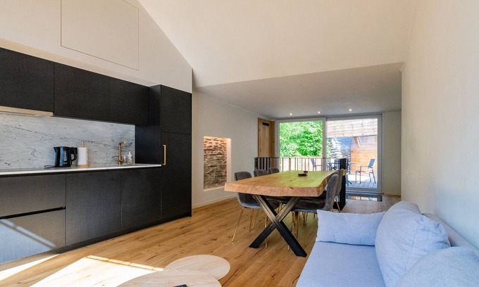 La Roche-en-Ardenne House | Holiday Home in La Roche with Castle Views