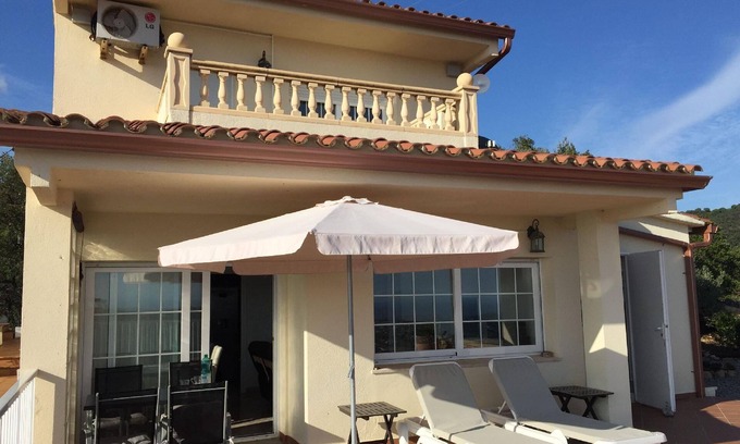 Santa Cristina de Aro House | Holiday house Santa Cristina d'Aro for 1 - 5 persons with 3 bedrooms - Holiday house