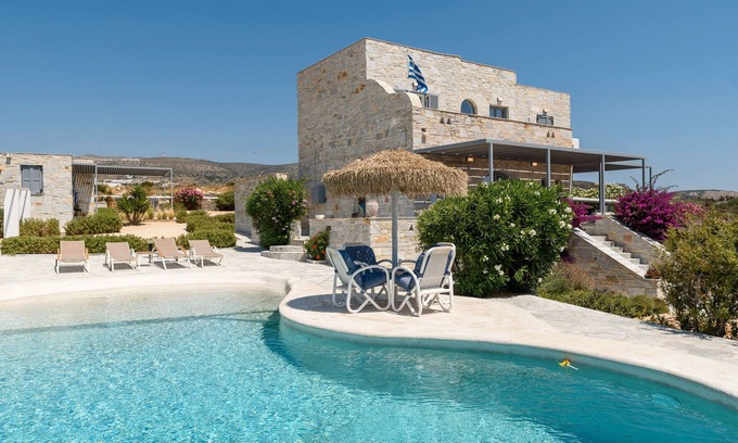 Nea Cryssi Akti House | Holiday Home 'Aegean Seashell' with Sea View, Wi-Fi and Air Conditioning
