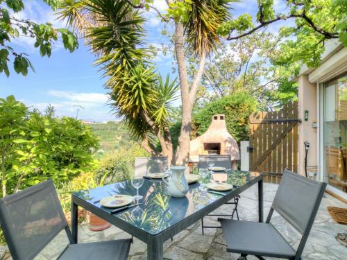 Saint Pierre de Feric House | Holiday Home Agora by Interhome