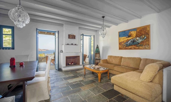 Livadi House | Holiday Home 'Almira' with Private Terrace, Balcony and Air Conditioning