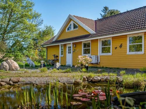 Hou House | Holiday Home Annestine - 200m from the sea by Interhome