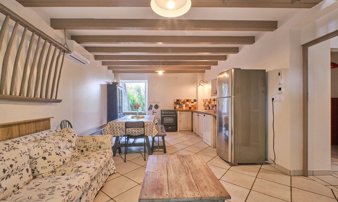 Corbelin House | Holiday Home Between Countryside and Mountains