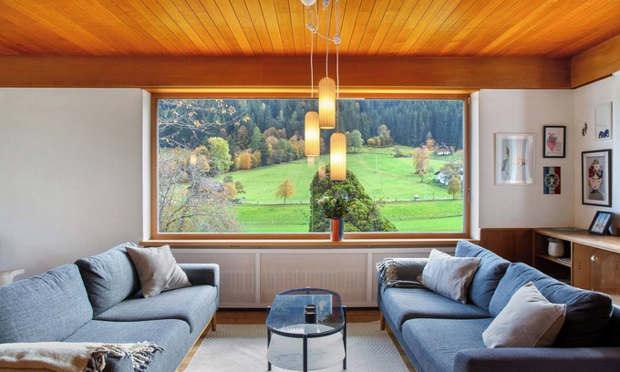 Oberau House | Holiday Home 'Blueberry Haus Im Moos' with Mountain View, Shared Terrace and Wi-Fi