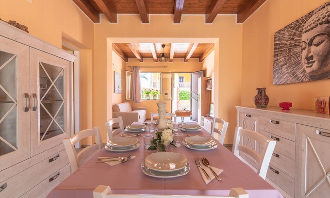 Brucoli House | Holiday Home 'Brucoli Mare 2' with Sea View, Terraces, Wi-Fi & A/C