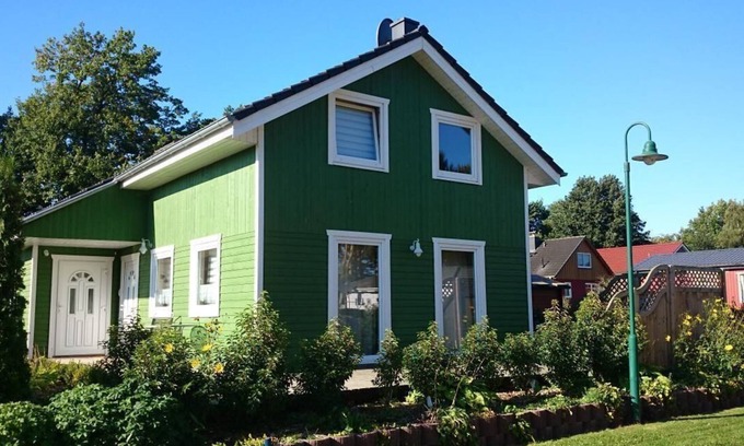 Dummer House | Holiday home by the lake