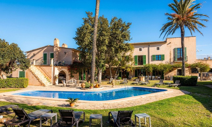 Llucmajor House | Holiday Home 'Casa De Es Llobets - Adults Only' with Mountain View