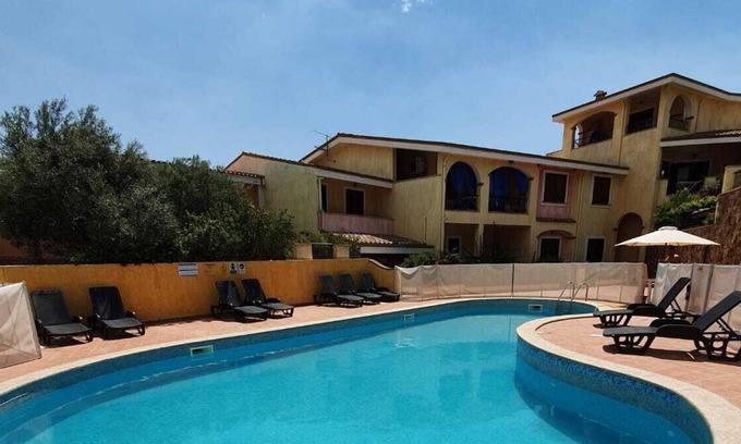 Villasimius House | Holiday Home Casa Moon Villasimius close to the Sea with Shared Pool & A/C