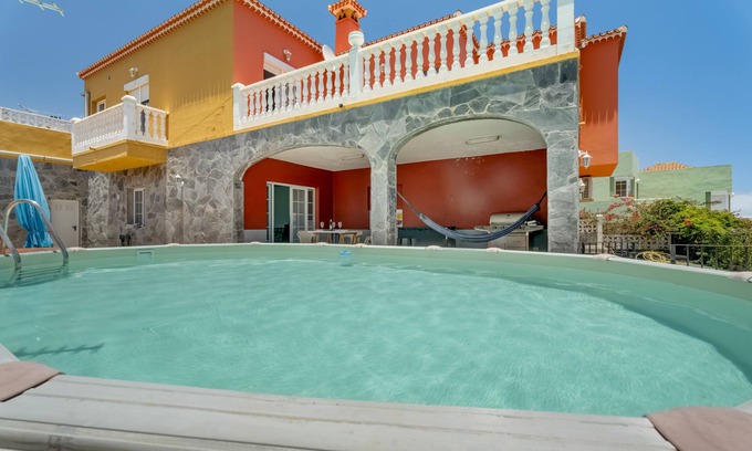 Brena Alta House | Holiday Home 'Casa Marire' with Sea View, Private Pool and Wi-Fi