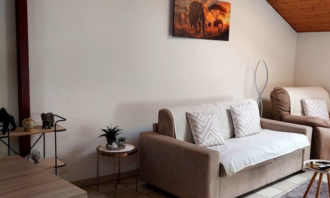 Quartino Apartment | Holiday Home Dragonfly