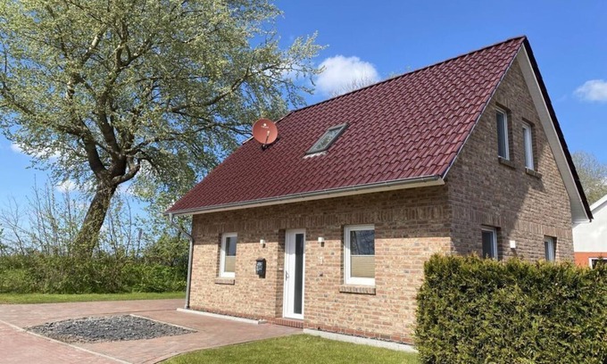 Tannenhausen Apartment | Holiday home Ella by the lake