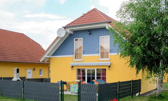 Verchen House | Holiday Home Ferienpark Verchen-3 by Interhome