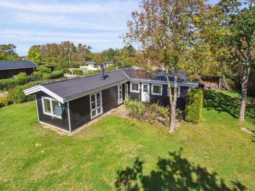 Karrebksminde House | Holiday Home Imma - from the sea by Interhome