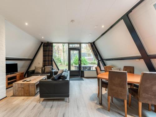 Stramproy House | Holiday Home in North Limburg